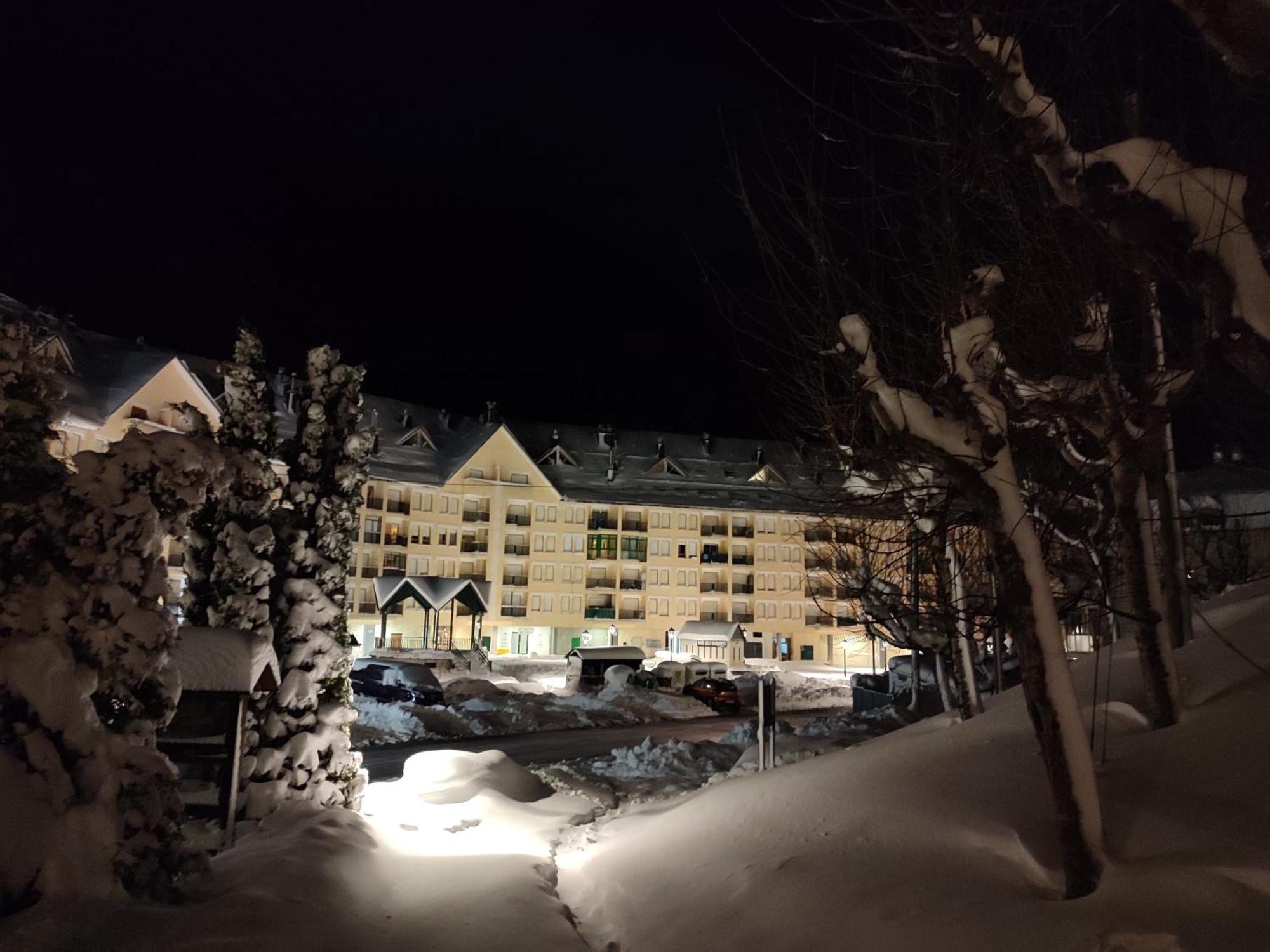 Apartamento De Montana "Nueva Canfranc" エクステリア 写真
